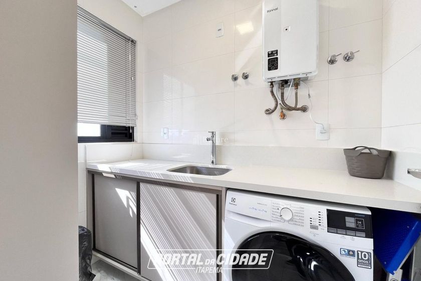 Apartamento &agrave; venda - 185m&sup2; - Meia Praia