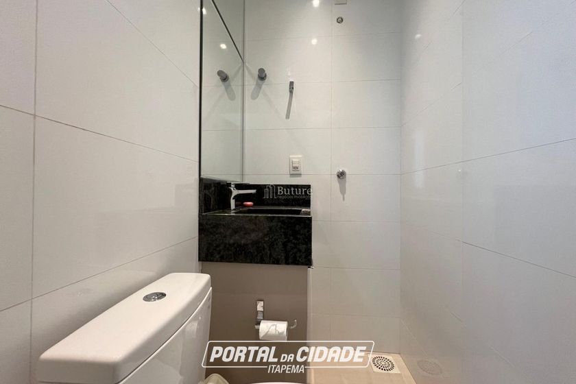 Apartamento &agrave; venda - 273m&sup2; - Meia Praia