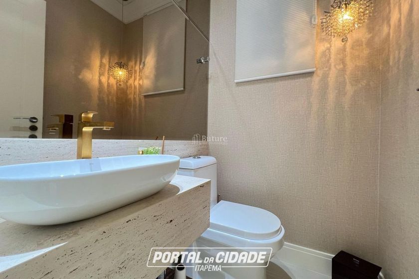 Apartamento &agrave; venda - 171m&sup2; - Meia Praia