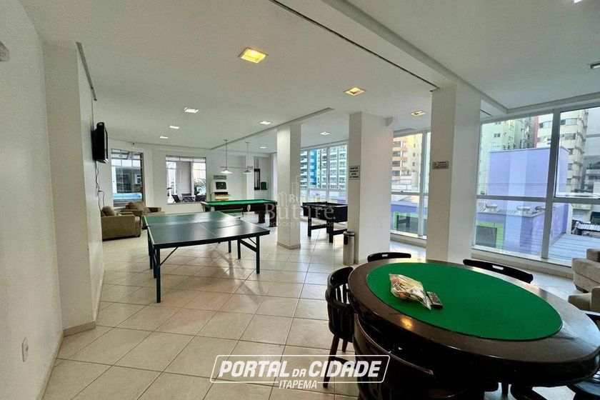 Apartamento &agrave; venda - Meia Praia