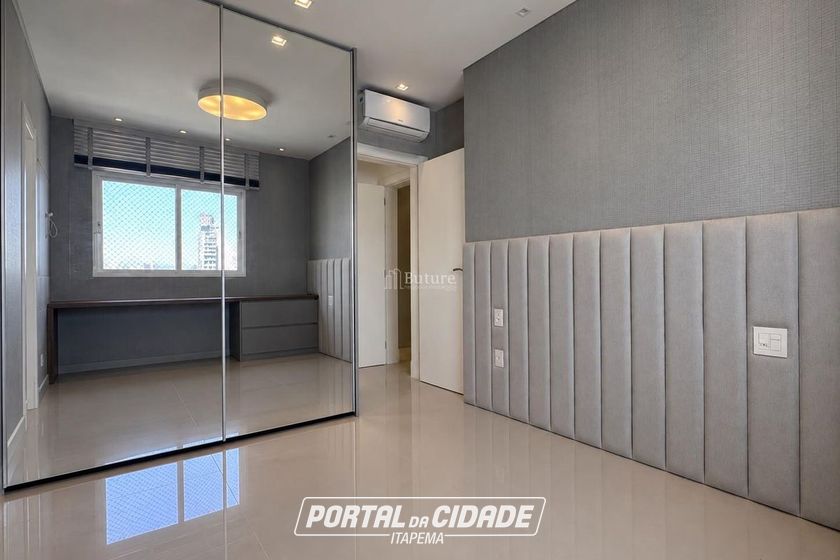 Apartamento &agrave; venda - 129m&sup2; - Centro