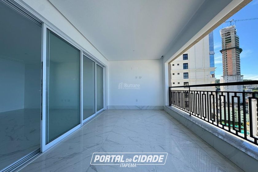 Apartamento &agrave; venda - 190m&sup2; - Centro