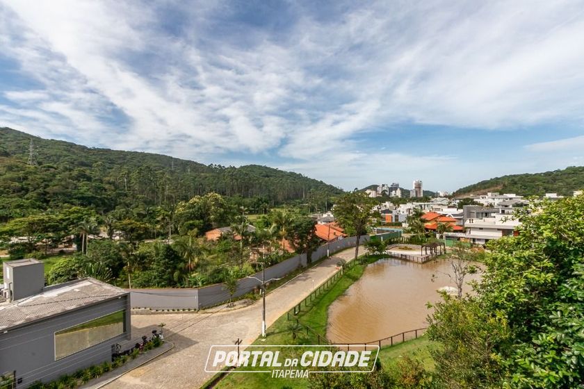 Casa para alugar - 900m&sup2; - Aririb&aacute;