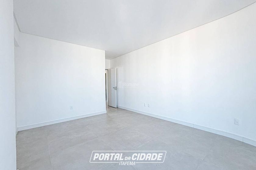 Apartamento &agrave; venda - Meia Praia