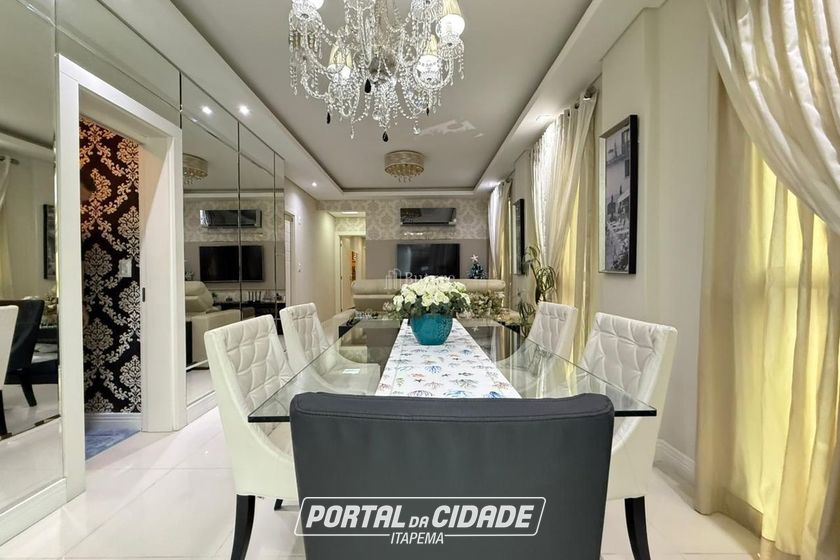 Apartamento &agrave; venda - 107m&sup2; - Meia Praia