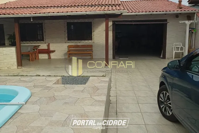 Casa &agrave; venda - 125m&sup2; - Pereque