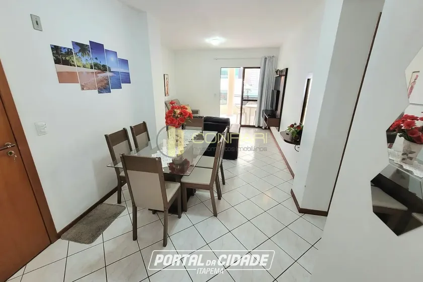 Apartamento &agrave; venda - 137m&sup2; - Meia Praia