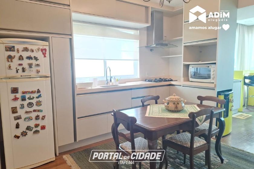 Apartamento para alugar - 128m&sup2; - Meia Praia