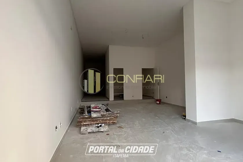 Sala Comercial &agrave; venda - 110m&sup2; - Meia Praia