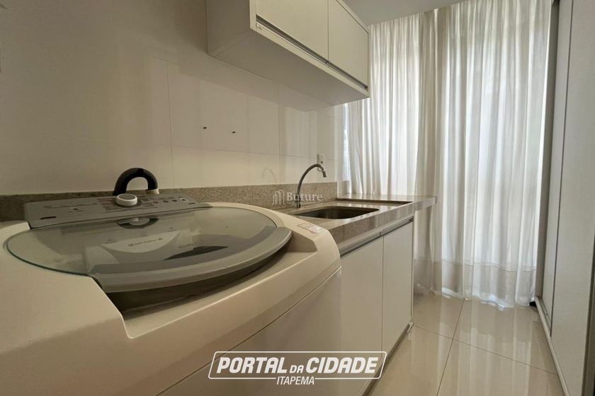 Apartamento &agrave; venda - 229m&sup2; - Meia Praia