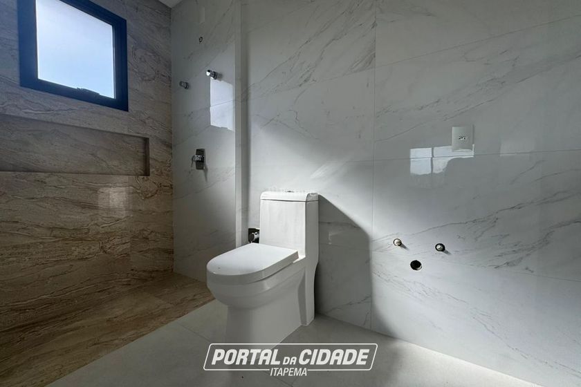Casa &agrave; venda - 265m&sup2; - Santa Regina