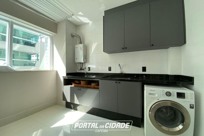 Apartamento &agrave; venda - 1872m&sup2; - Meia Praia