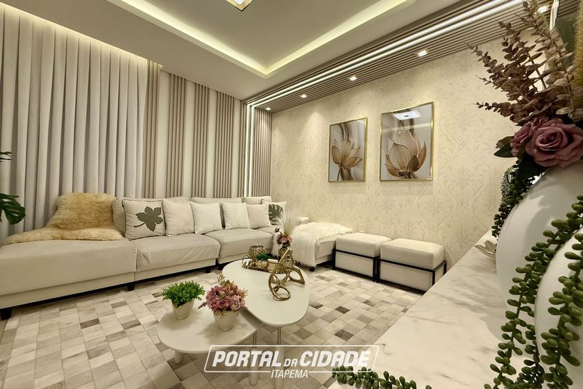 Apartamento &agrave; venda - 171m&sup2; - Meia Praia