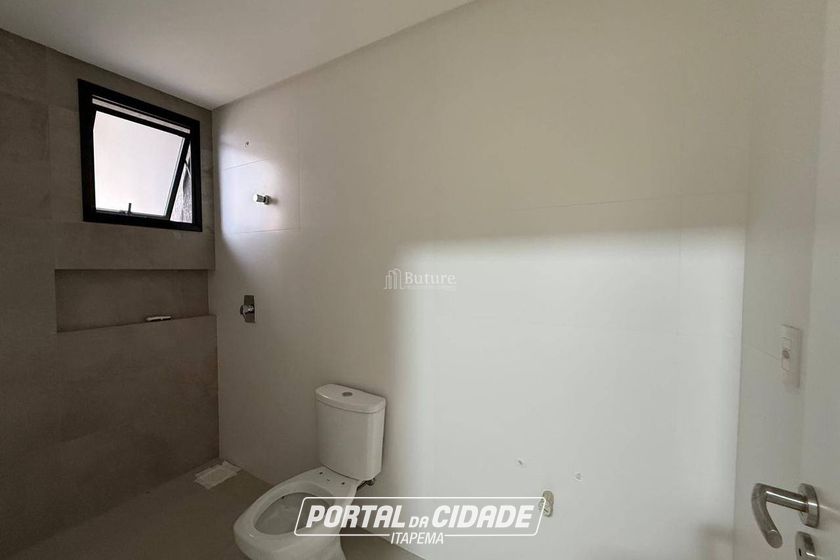 Apartamento &agrave; venda - Meia Praia