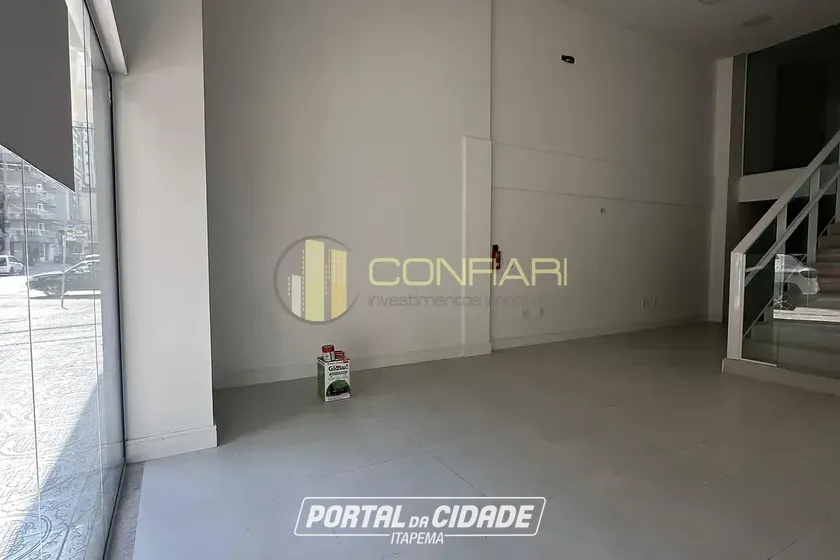 Sala Comercial para alugar - 116m&sup2; - Meia praia