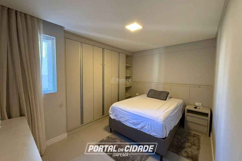 Apartamento &agrave; venda - Meia Praia