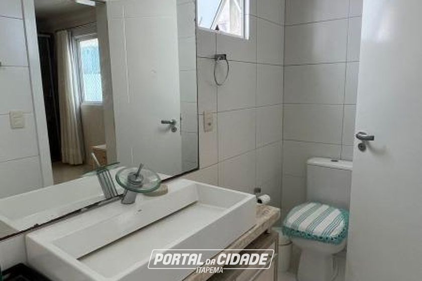 Apartamento para alugar - 110m&sup2; - Meia Praia