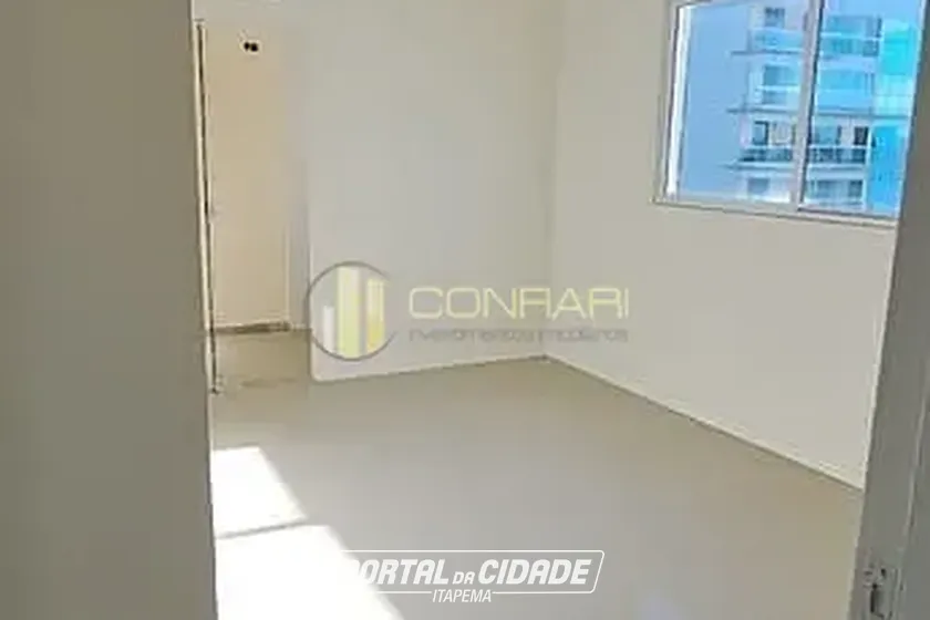 Apartamento &agrave; venda - 225m&sup2; - Meia Praia