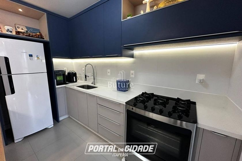 Apartamento &agrave; venda - Meia Praia