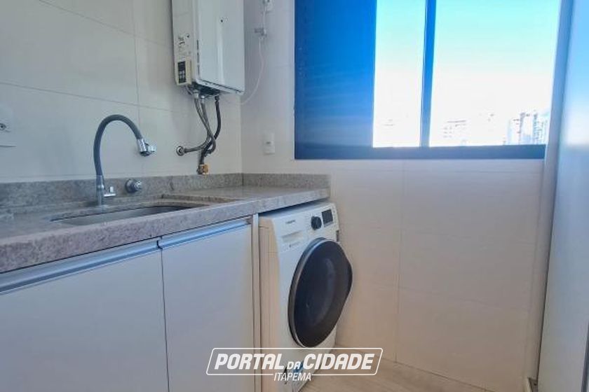 Apartamento para alugar - 127m&sup2; - Meia Praia