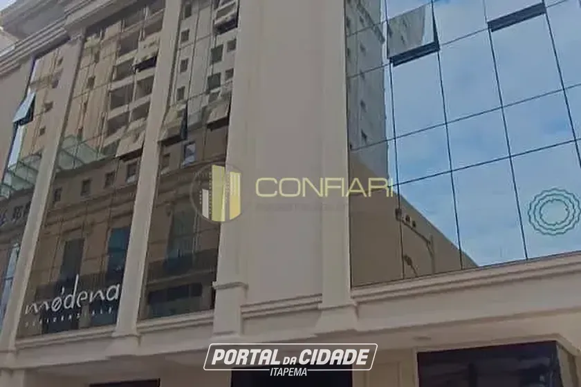 Apartamento &agrave; venda - 135m&sup2; - Centro