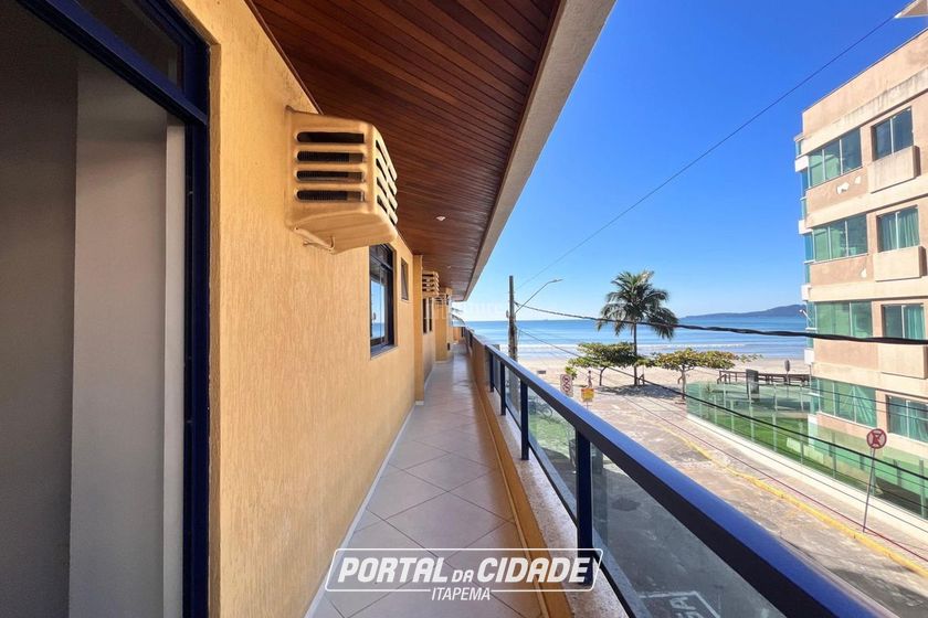 Apartamento &agrave; venda - 170m&sup2; - Meia Praia