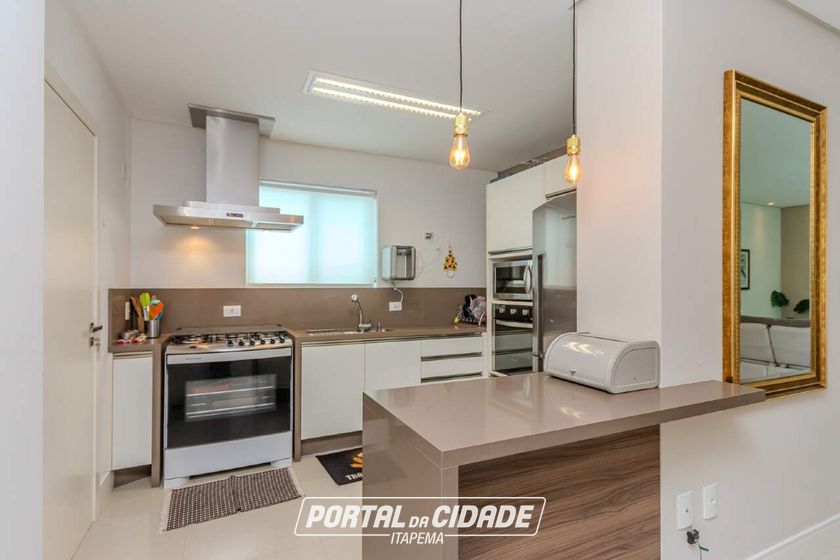Apartamento para alugar - 130m&sup2; - Pioneiros