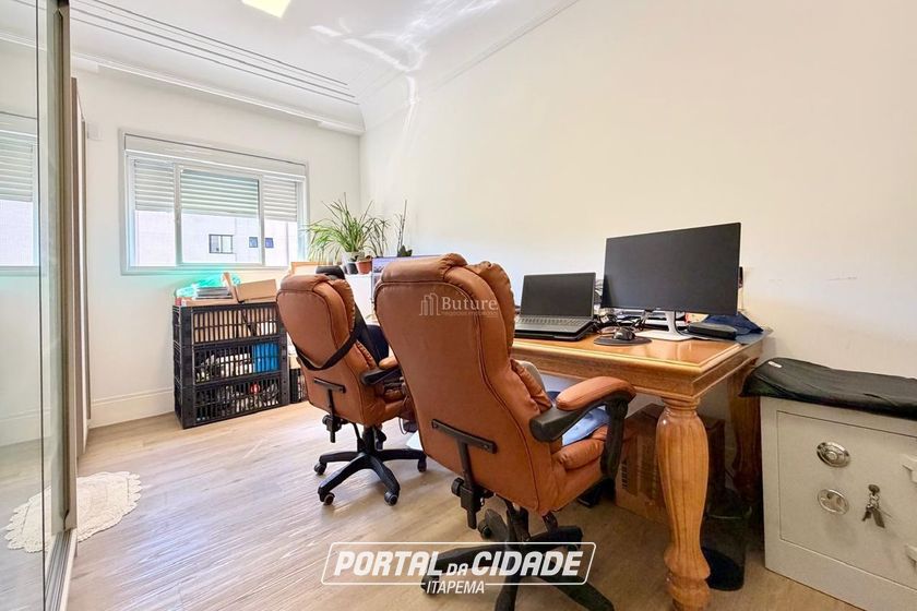 Apartamento &agrave; venda - 170m&sup2; - Centro