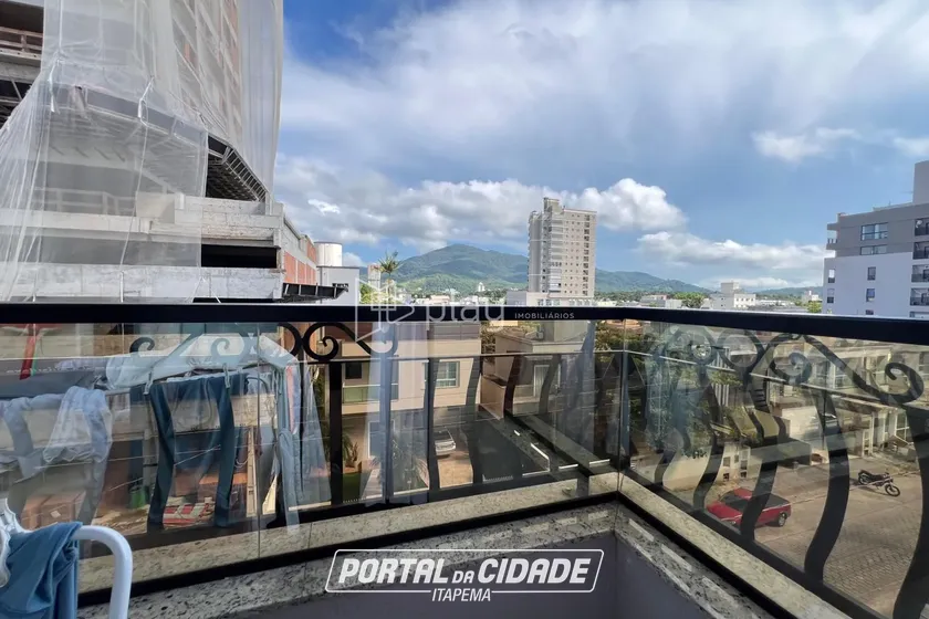 Apartamento &agrave; venda - 76m&sup2; - Pereque