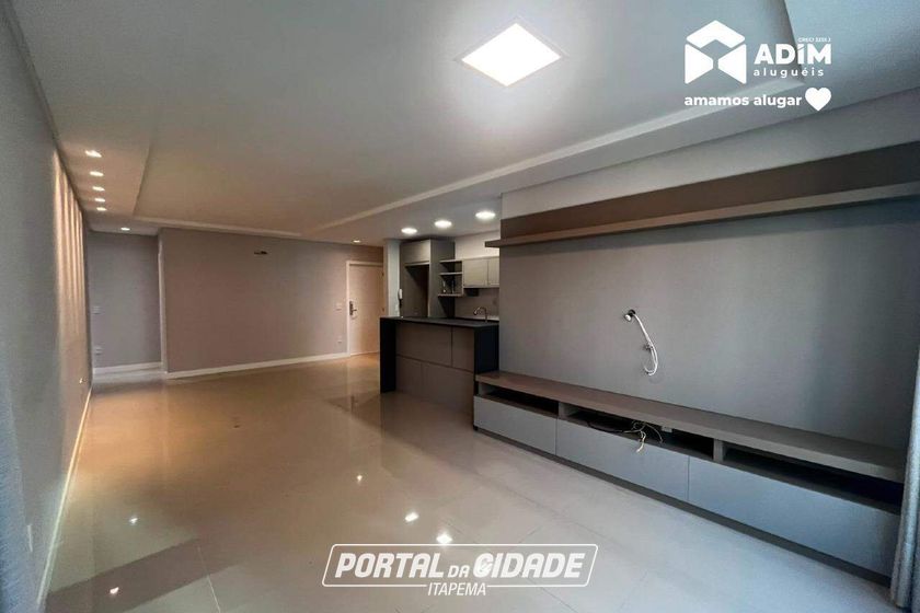 Apartamento para alugar - 120m&sup2; - Centro