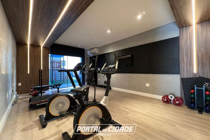 Apartamento &agrave; venda - 129m&sup2; - Meia Praia