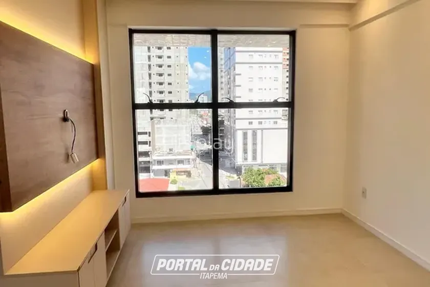 Apartamento &agrave; venda - 87m&sup2; - Meia Praia