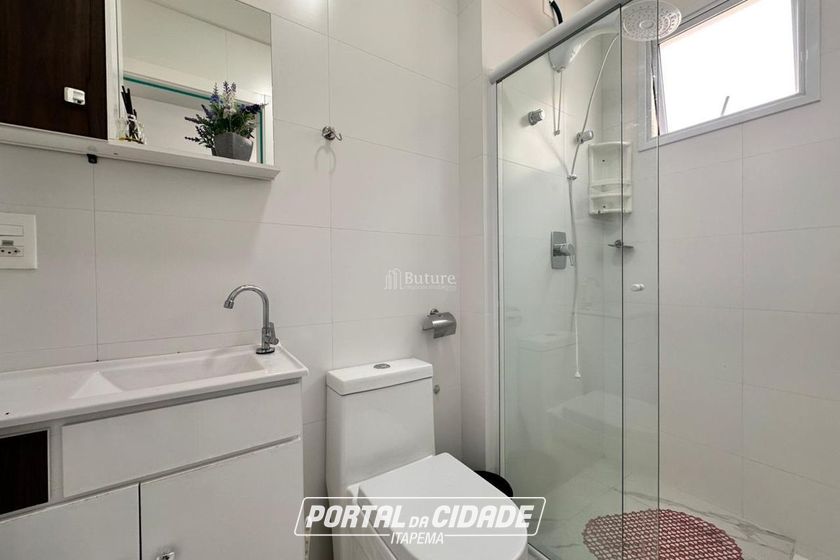 Apartamento &agrave; venda - 86m&sup2; - Meia Praia