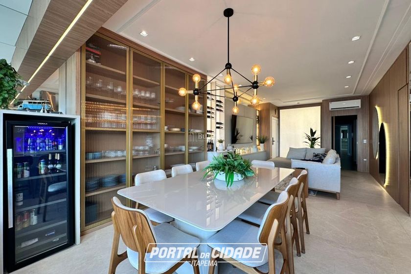 Apartamento &agrave; venda - 160m&sup2; - Centro