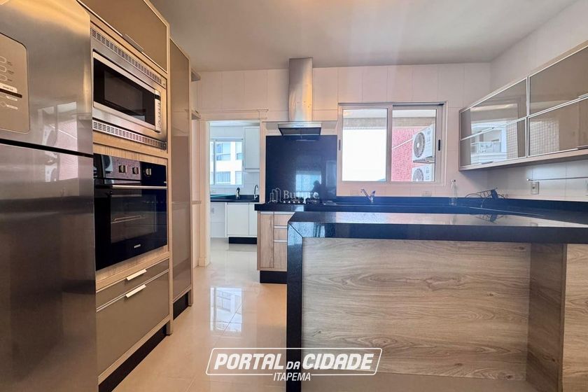 Apartamento &agrave; venda - 185m&sup2; - Barra Sul