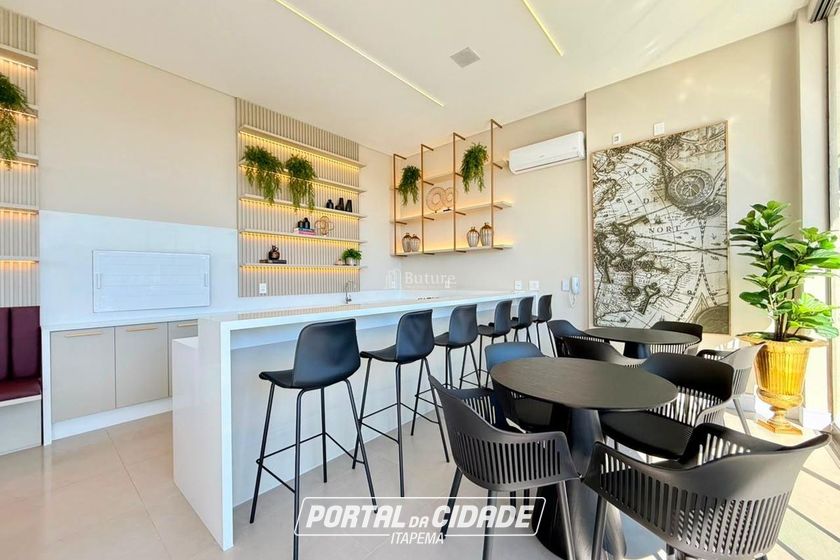 Apartamento &agrave; venda - 85m&sup2; - Meia Praia