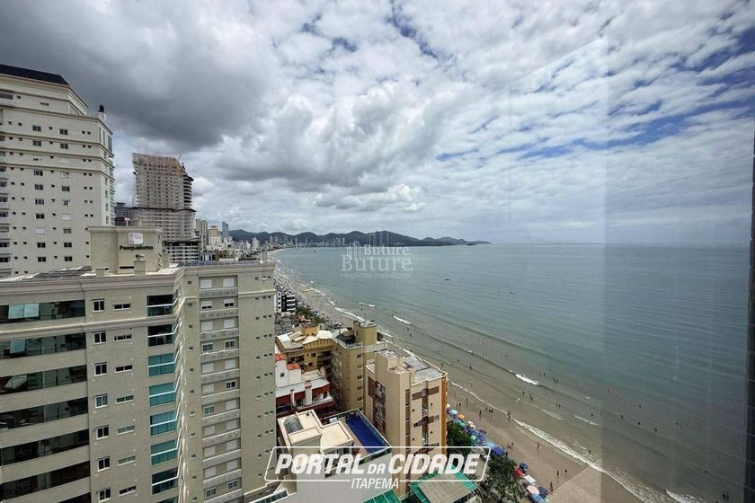 Apartamento &agrave; venda - Meia Praia