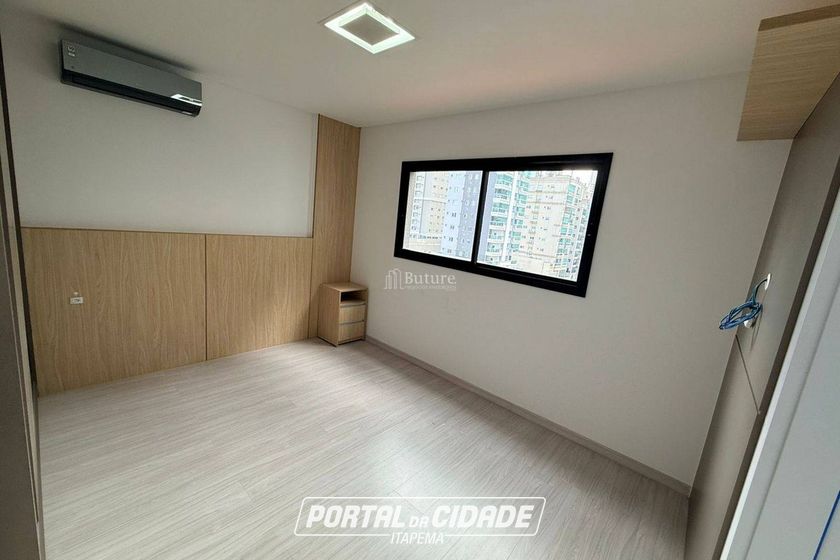 Apartamento &agrave; venda - Meia Praia