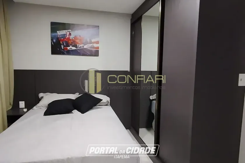 Apartamento &agrave; venda - 101m&sup2; - Meia Praia