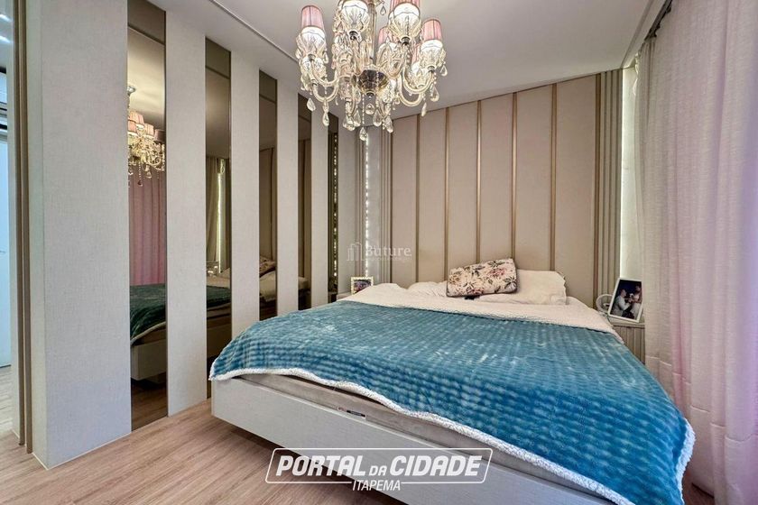 Apartamento &agrave; venda - 476m&sup2; - Meia Praia
