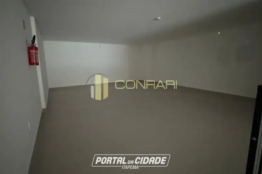 Sala Comercial para alugar - 155m&sup2; - meia praia