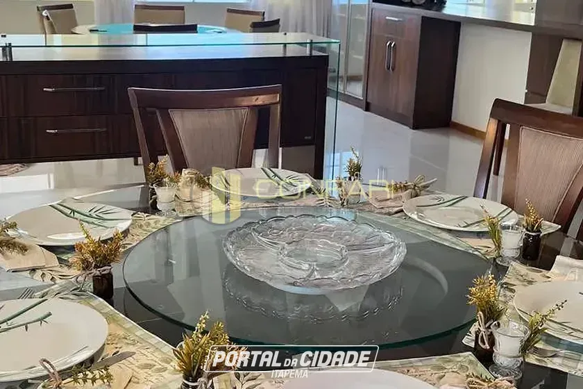 Apartamento para alugar - 212m&sup2; - meia praia
