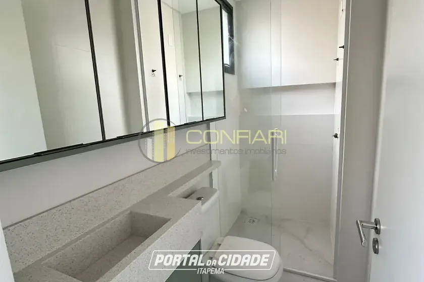 Apartamento &agrave; venda - 163m&sup2; - meia praia