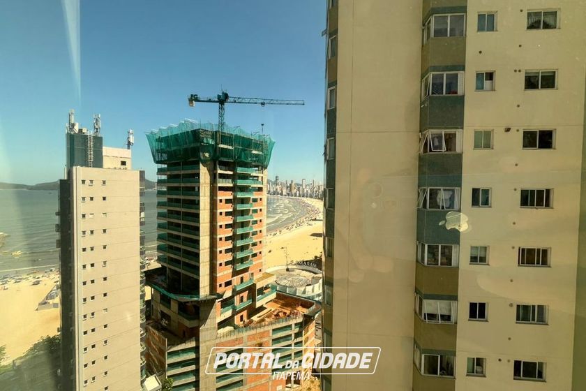 Apartamento &agrave; venda - 150m&sup2; - Pioneiros