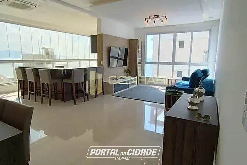 Apartamento para alugar - 180m&sup2; - Meia Praia