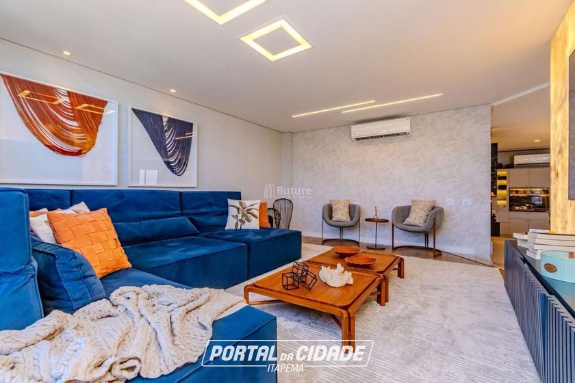 Apartamento &agrave; venda - 200m&sup2; - Meia Praia