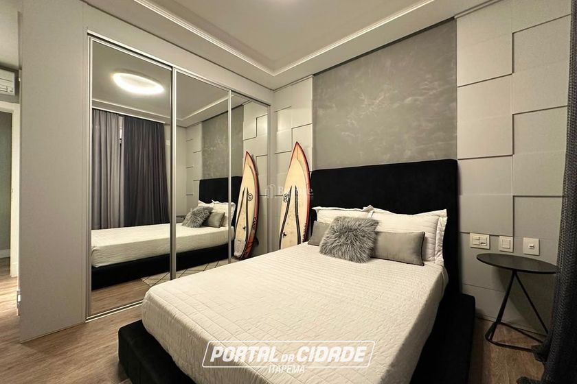Apartamento &agrave; venda - 281m&sup2; - Meia Praia