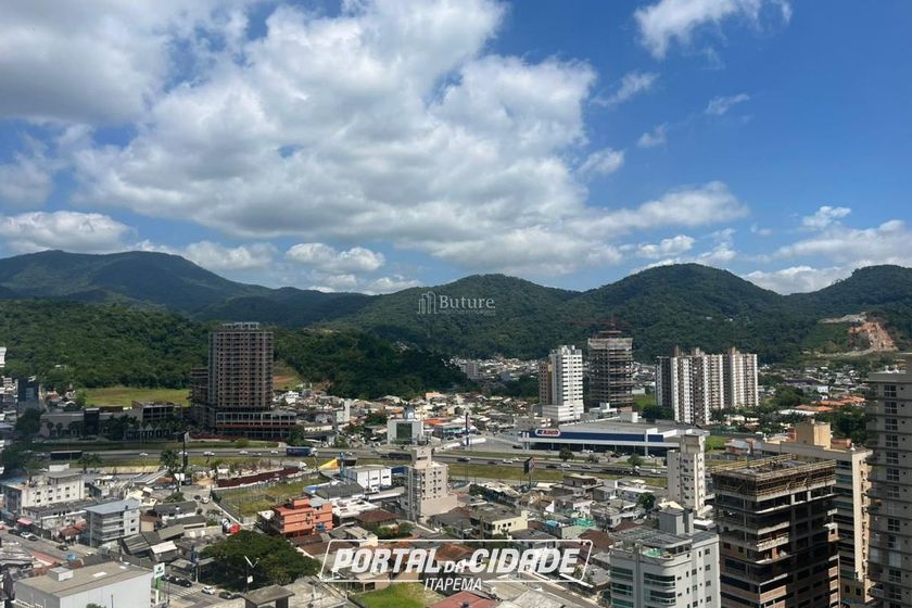 Apartamento &agrave; venda - 161m&sup2; - Canto da Praia