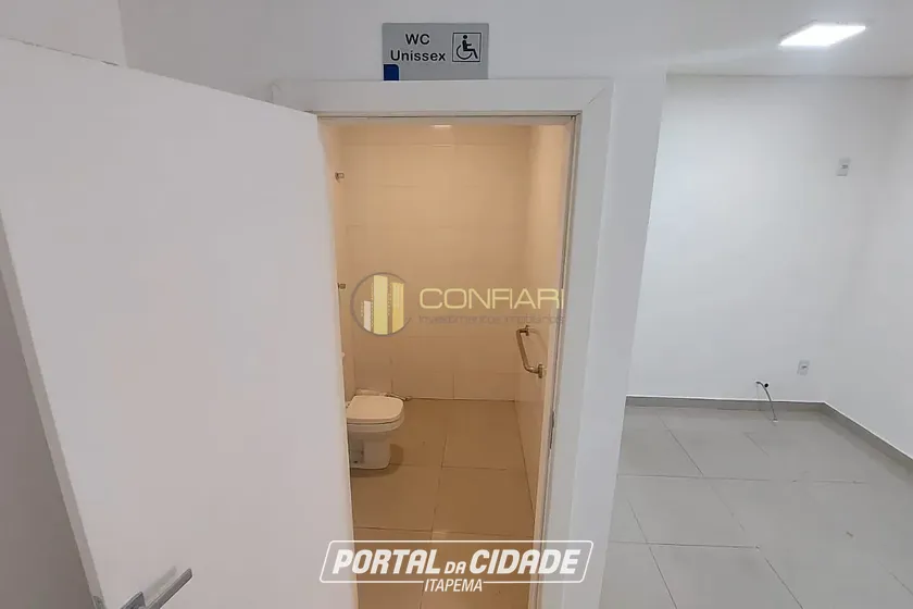 Sala Comercial para alugar - 125m&sup2; - Meia Praia