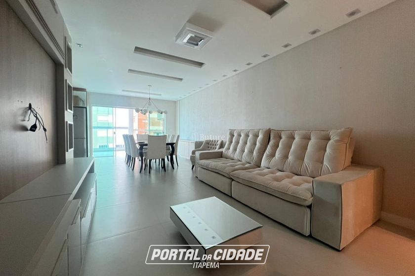 Apartamento &agrave; venda - 141m&sup2; - Meia Praia